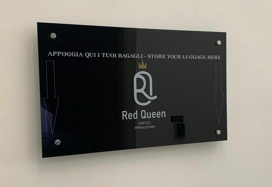 Red Queen Nápoles Exterior foto